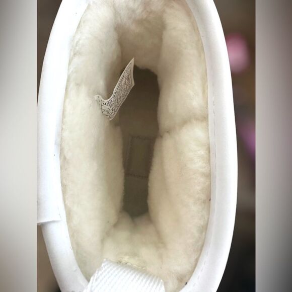 UGG Classic Waterproof Clear Mini Boots Winter Snow Rain size 7 - Picture 11 of 14